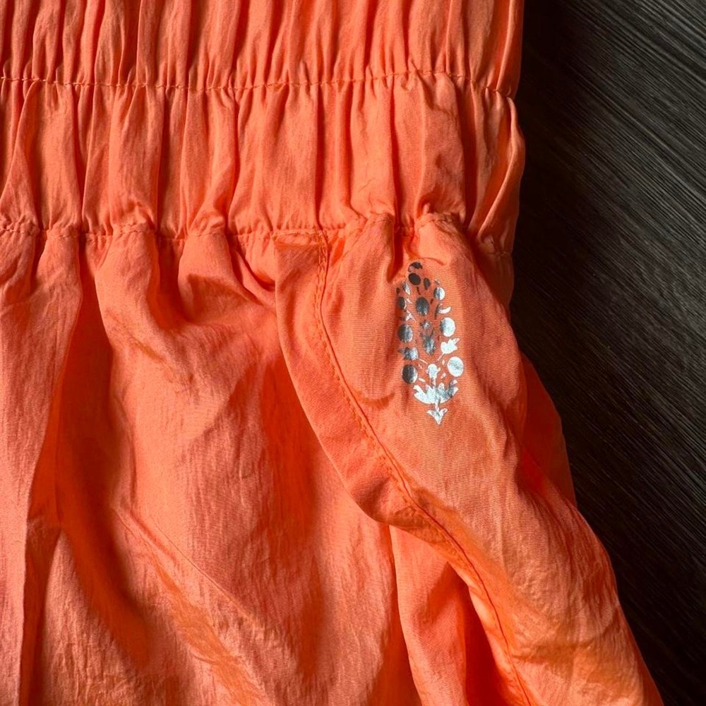 Free People FP Movement The Way Home Smocked Running Shorts Orange XS - Picture 2 of 4